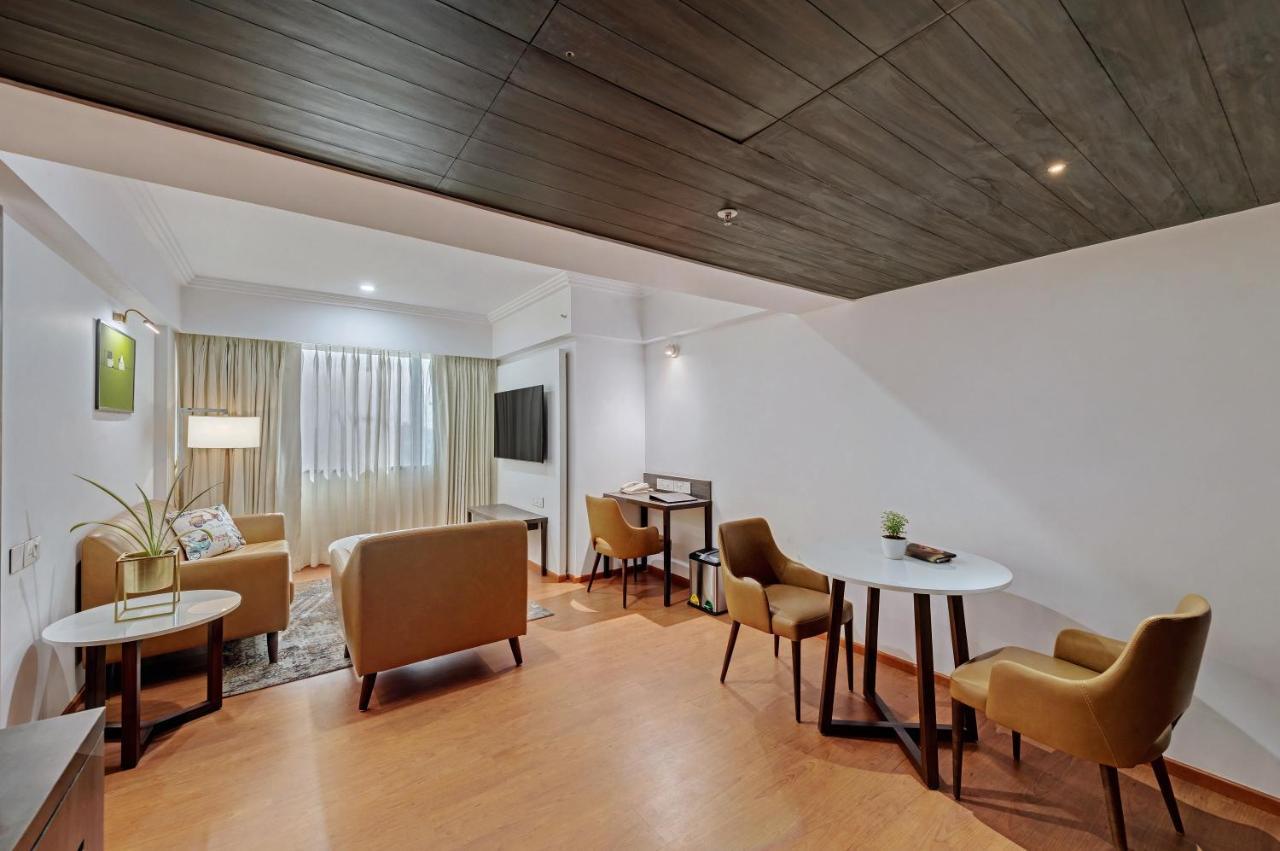 The Fern Residency Turbhe Hotel Нави Мумбай Екстериор снимка