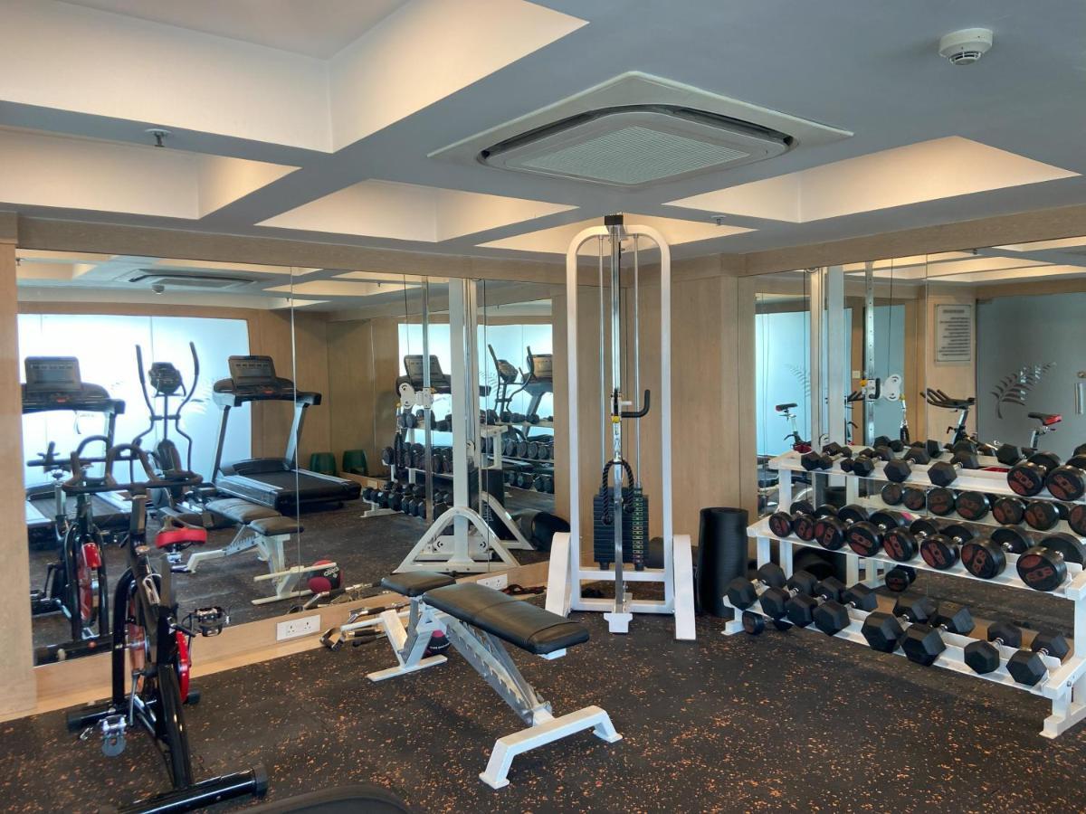 The Fern Residency Turbhe Hotel Нави Мумбай Екстериор снимка